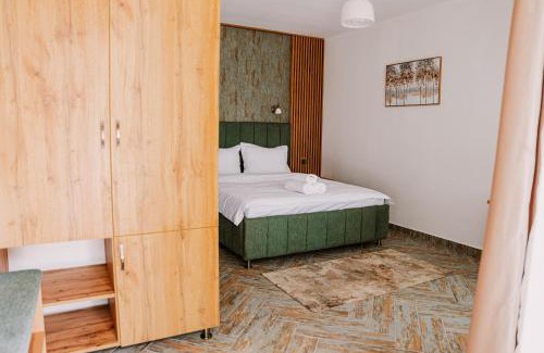 Magura Hotel | La Pădure