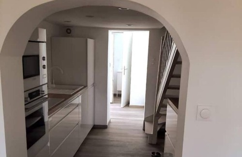 Brignogan-Plage House | La p'tite maison route du phare Brignogan-Plages with spa & pétanque court