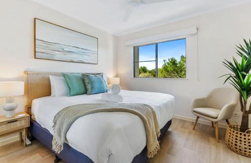 Westcourt Apartment | La Palma Cairns- Resort 9 Pools & Gym