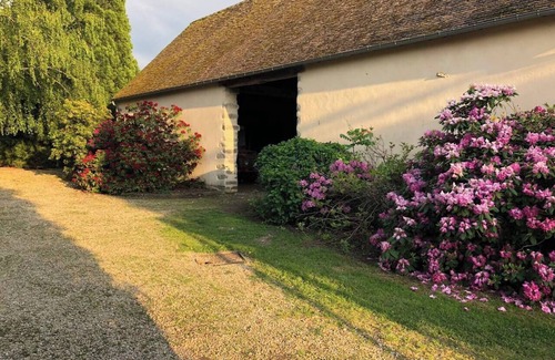 Conflans-sur-Loing House | La Parenthèse Un Conflans, swimming pool, charming standing