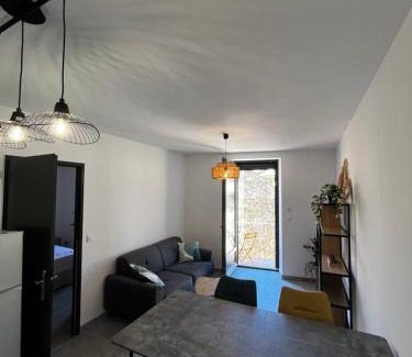 Pont-de-Barret Apartment | La Patafiole Appartement T2 calme élégant