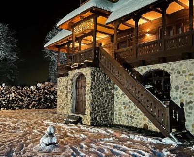 Ocna Sugatag House | La Patru Daci
