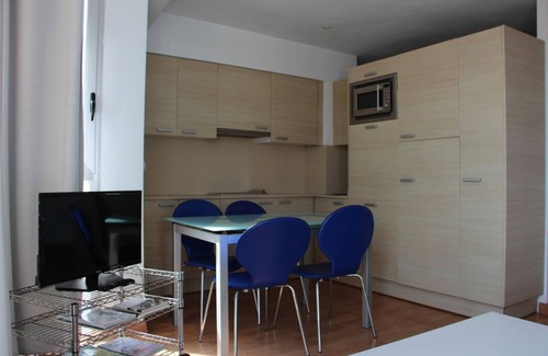 Castello de la Plana House | La Pergola - Bright double studio with view