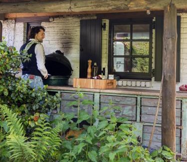Lawijn Cabin | La Petite Foret Cottage In Brussels Countryside