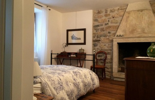 Ville del Monte House | La Piazzetta di Canale B&B