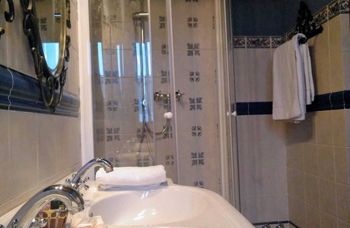 Villanueva de San Mancio Hotel | La Posada del Canal