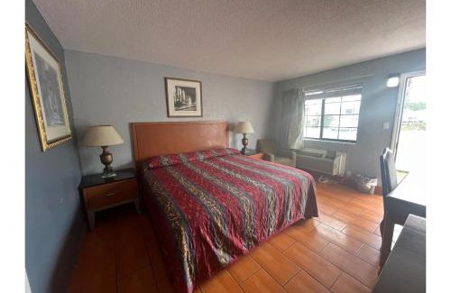 Brownsville Hotel | La Posada Inn By OYO Brownsville