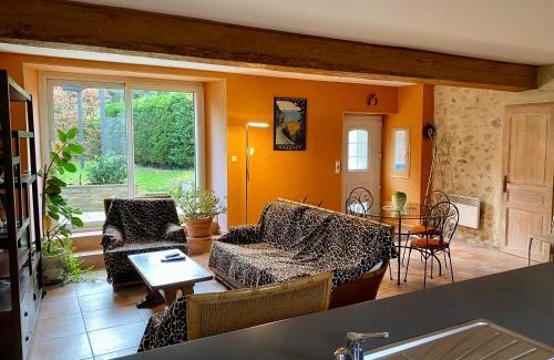 Aussillon House | La Prade des "Pierre"
