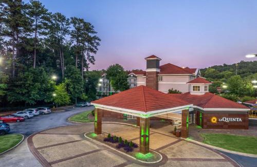 Hoover Hotel | La Quinta by Wyndham Birmingham Hoover