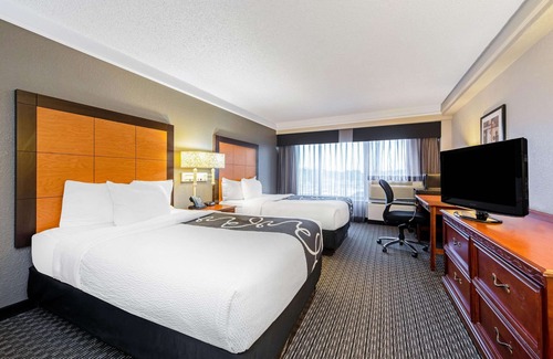 Kenner - Louis Armstrong International Airport Hotel | La Quinta Inn & Suites by Wyndham New Orleans Airport