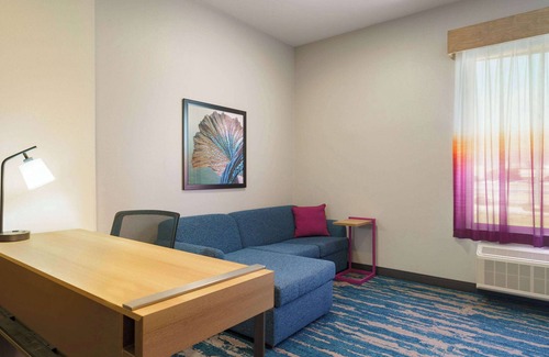 West San Antonio Hotel | La Quinta Inn & Suites by Wyndham San Antonio Seaworld/LAFB