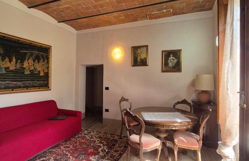 Palazzone Apartment | La Rosa Rossa