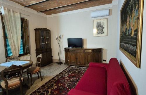 Palazzone Apartment | La Rosa Rossa