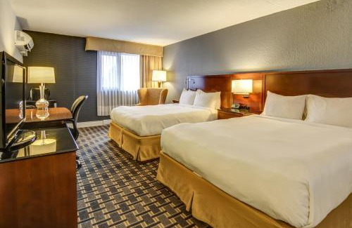 Chicoutimi Hotel | La Saguenéenne - Hôtel et Centre de Congrès