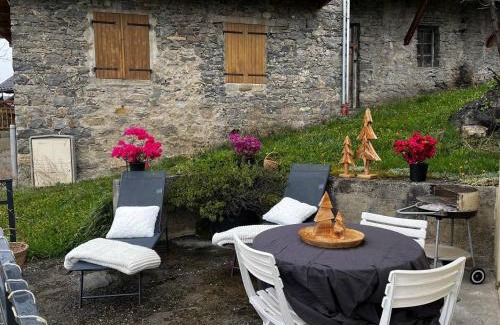 Albiez-Montrond Ski Chalet | La scierie de la grande ourse