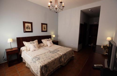 Fresnedilla House | La Senda de los Enebros