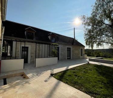 Tonnerre House | La source de l'abbaye