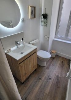 Fontenay-le-Comte Apartment | La Source Spa Balnéo