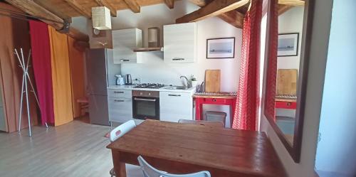 Guiglia Apartment | La Terrazza in collina