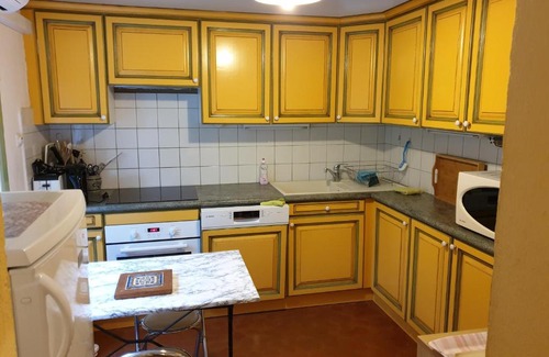 Malaucene Apartment | LA TONNELLE