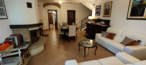 Calderara di Reno Bed & Breakfast | La Torre di Longara