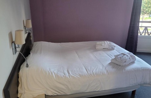 Puy-l'Eveque Hotel | La Truffière