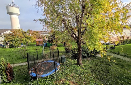 Amneville House | La Villa Sainte-rose: Gîte 3 Chambres Avec Jardin à 5 min de la Cité des Loisirs