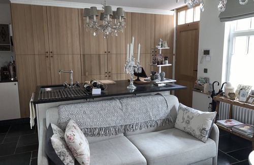 Historical Center Bruges Apartment | Lady Anna Charming Suite in the Center of Bruges