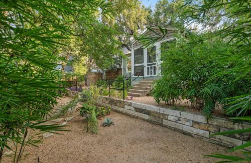 Travis Heights House | Ladybird Villa - Heated Saltwater Pool - Walk to SoCo