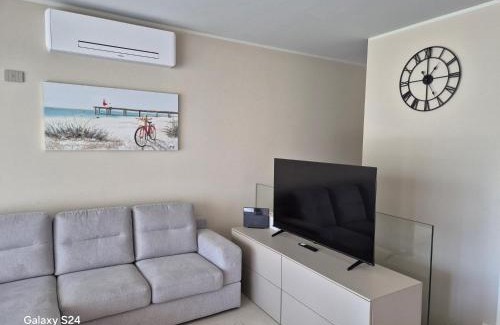 Colico Piano Apartment | Lago Dorato Roxy Apartament