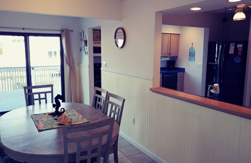 Beach Haven West House | Lagoon front and minutes to beach!