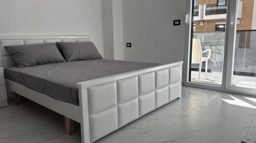 Elbasan Apartment | Laguna Lakeview Shengjin