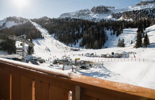 Livinallongo del Col di Lana Hotel | Laguscei Dolomites Mountain Hotel