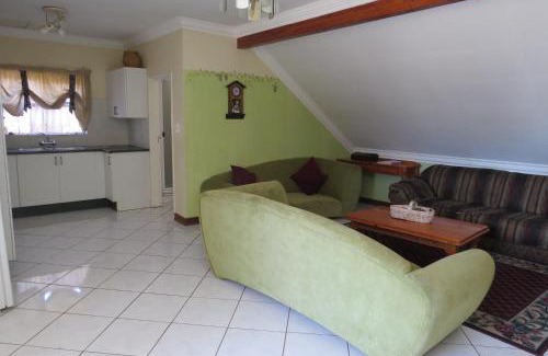 Krugersdorp Hotel | Lajava Guest Lodge