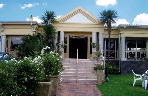 Krugersdorp Hotel | Lajava Guest Lodge