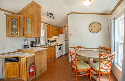 Spotsylvania House | Lake Access, Resort Amenities, Firepit!
