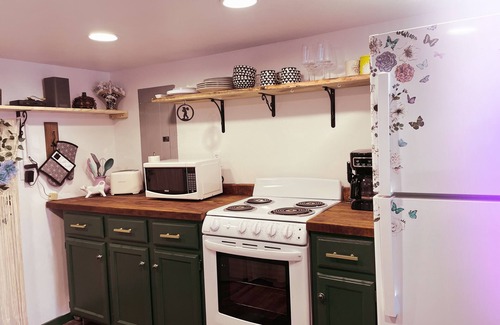 Nancy House | LAKE CUMBERLAND Get-a-Way! Charming House. BOAT RAMP NEARBY - Wifi - RV Hookups
