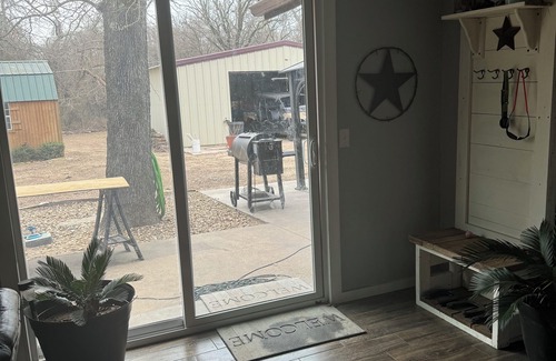 Eufaula House | Lake Eufaula Beach front home.relaxing, fishing, boating, and holiday retreat