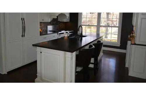 Lake Forest House | Lake Forest Luxury 4 Bedroom with Beach nearby