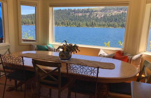 Truckee House | Lake Front Family Home at Donner