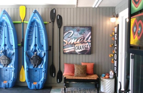 Boise House | Lake Front Studio with Kayaks Bikes near Greenbelt