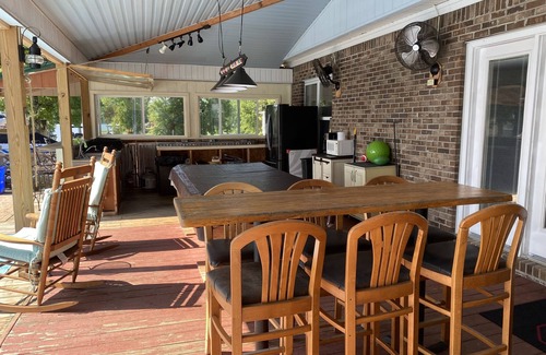 Winnsboro House | Lake Front Vacation Home with Pool and Lake view