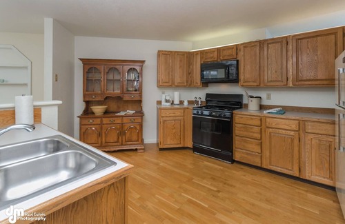 Wasilla Condo | Lake Front with Spectacular Views