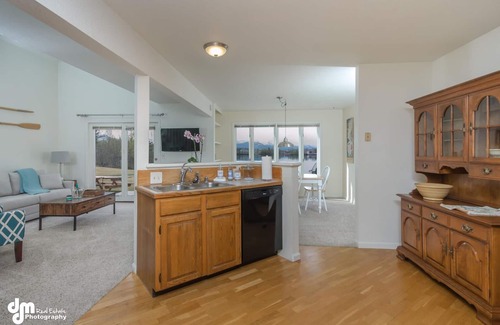 Wasilla Condo | Lake Front with Spectacular Views