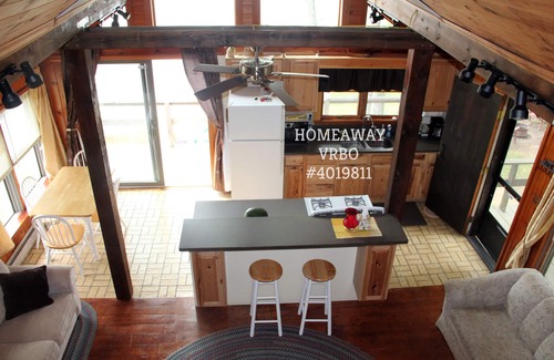 Sandown House | Lake Front Year Round Home On Angle Pond.