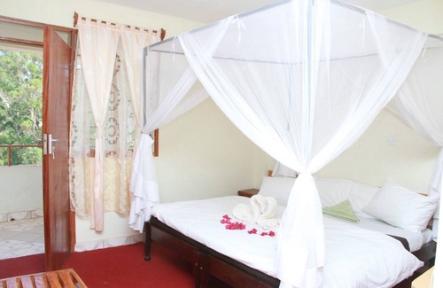 Tsavo West Cabin | Lake Jipe Safari Camp