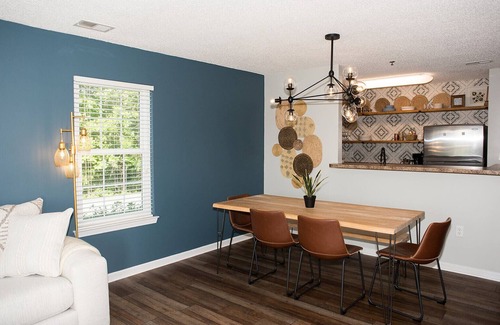 Six Mile House | Lake Keowee-Dock Access-Pool-Views-Clemson 15min