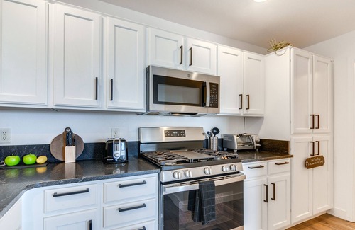 Greenehaven House | Lake Powell Views: Adobe Townhome w/Patio