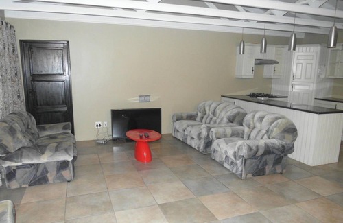 Pietermaritzburg House | Lake Sands Manor