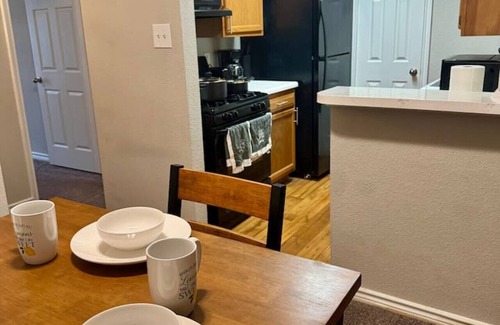 El Lago Apartment | Lake view 1Bed Apt | Pool | Nasa & Kemah Boardwalk